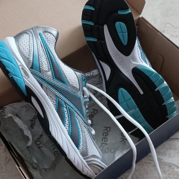 Reebok Pheehan Running Shoe - NWT - Picture 8 of 9